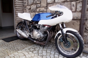 SET - Polokapotáž GFK  Aermacchi 250-350-402cc - na moto Suzuki GS 1000