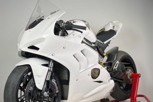 Ducati 1000 1100 V4/V4S/V4R Panigale 2018-2021 Olejová vana racing - ARROW výfuk 71161PK, GFK - na moto