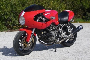 Kapotáž Motoforza na moto Ducati ST2
