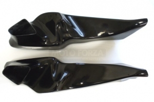 Ducati, 748,916,996, 95-03 / Vzduchové roury - GFK probarvený černý