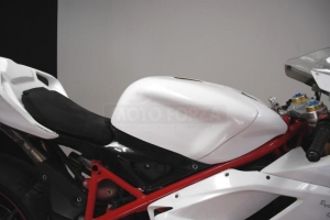 Kryt nádrže GFK Ducati