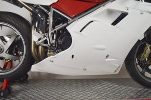 Víko spojky Carbon-Kevlar Ducati  na Ducati 998