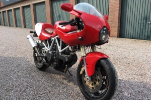 Kapotáž na moto Ducati 600SS N