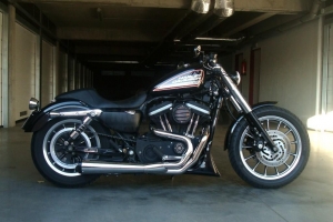 Klín pod motor Harley Davidson / UNI, - na moto