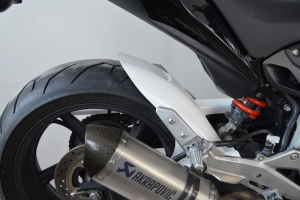 ukázka na motocyklu - Honda CB 600F Hornet 2007-2015 zadní blatník s krytem řetězu, GFK 