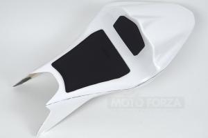 Motoforza Pěna EVO 3 na sedlo racing Honda / Motoforza - Honda RS 125 2004-2010 - ukázka na sedadle design Motoforza s opěrkou sedla GTD