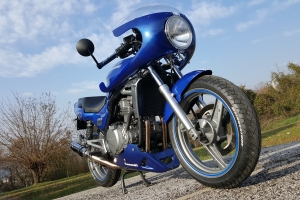 Polokapotáž GFK-sklolaminát Laverda SFC 750, Motoguzzi, Triumph na moto Kawasaki ER5 2000
