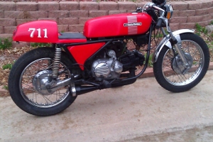 Seat on Aermacchi 350ss 1973 - Cafe racer