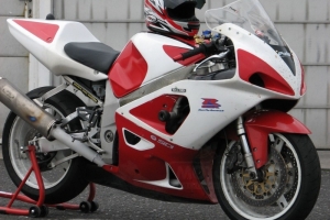 díly na moto Suzuki GSXR 600,750 2000-2003