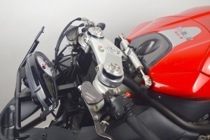 Kryt spínací skříňky CARBON na moto MV Agusta F4 