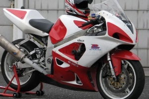 díly na moto Suzuki GSXR 600,750 2000-2003