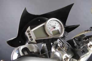 Štítek-maska s plexi TOURING -SET- Triumph 1050 Speed Triple 05-10 - PROVRTANÝ NA TOURING PLEXI - probrus  VÝPRODEJ