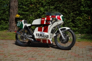 Kapotáž se světlem - SET - na moto Yamaha RD 400