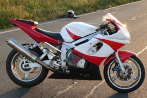 Yamaha YZF R6 1999-2002 dily Motoforza na moto