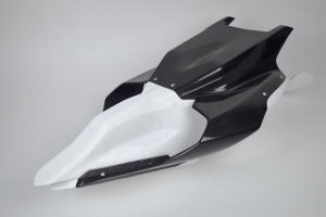 Yamaha YZF R1M 2020- Sedlo racing s Carbon podběhem, SET