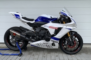Yamaha YZF R1 2015-2019 - conversion kit Motoforza, na moto